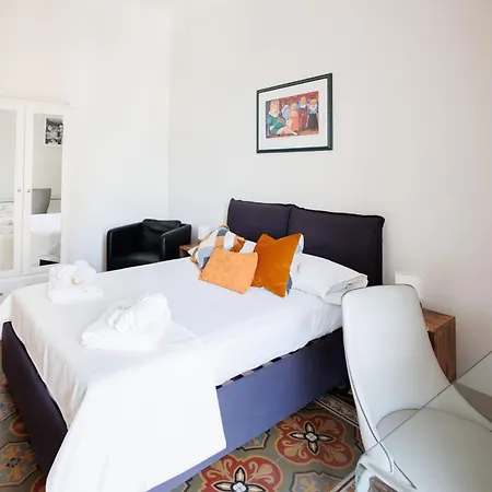 Daire Seafront & Vacation Bari